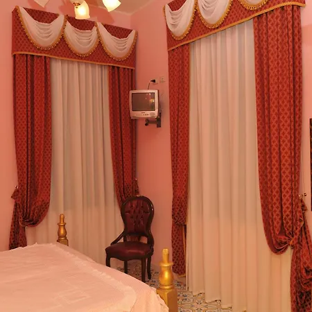 Aparthotel Roses 5*