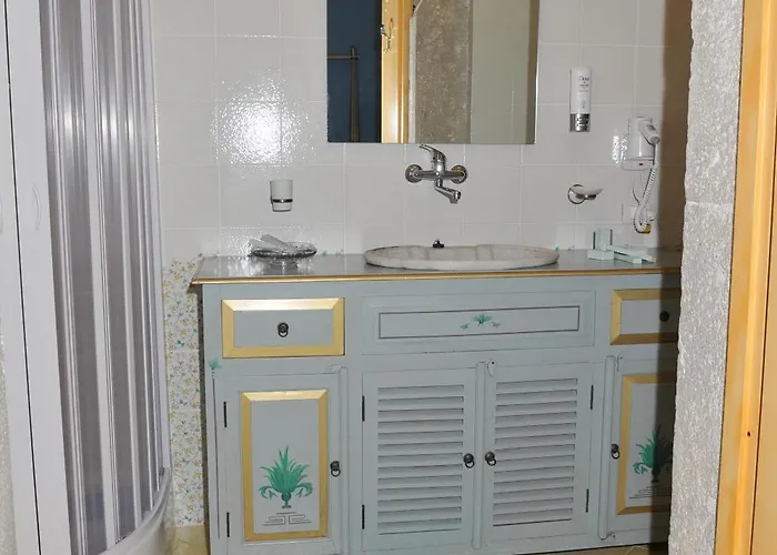 מלון דירות Roses